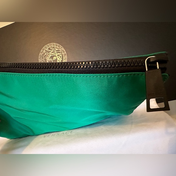 Versace Green nylon Medusa crossbody messenger bag purse NEW (AUTHENTIC) - Picture 4 of 16